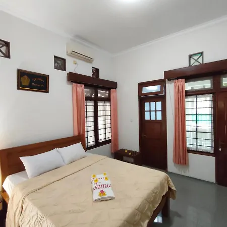 Ayodya Inn , Yogyakarta Lodging , Digital Nomads , Entrepreneurs Centre , Coworking Space , Coliving , Kost Lengkap , Exclusive Boarding House And Student Accommodation In Jogjakarta City Center ! Exterior photo