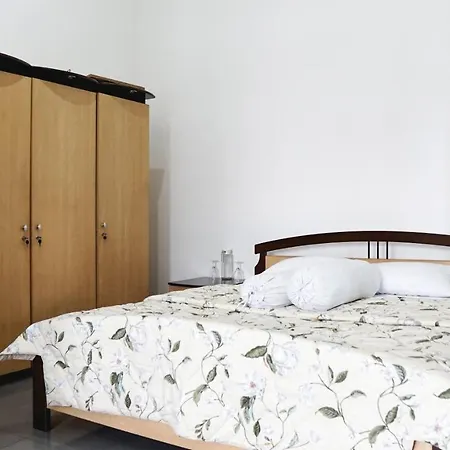 Ayodya Inn , Yogyakarta Lodging , Digital Nomads , Entrepreneurs Centre , Coworking Space , Coliving , Kost Lengkap , Exclusive Boarding House And Student Accommodation In Jogjakarta City Center ! Exterior photo