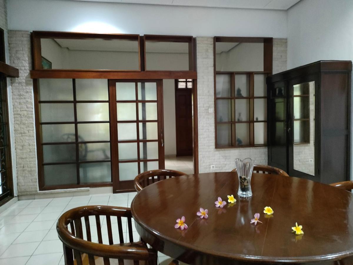 Lodge Ayodya Inn: Digital Nomad Hub & Coworking Space In