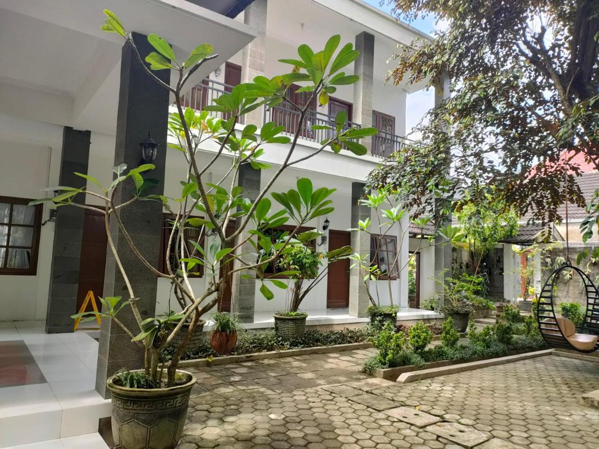 Ayodya Inn: Digital Nomad Hub & Coworking Space In *